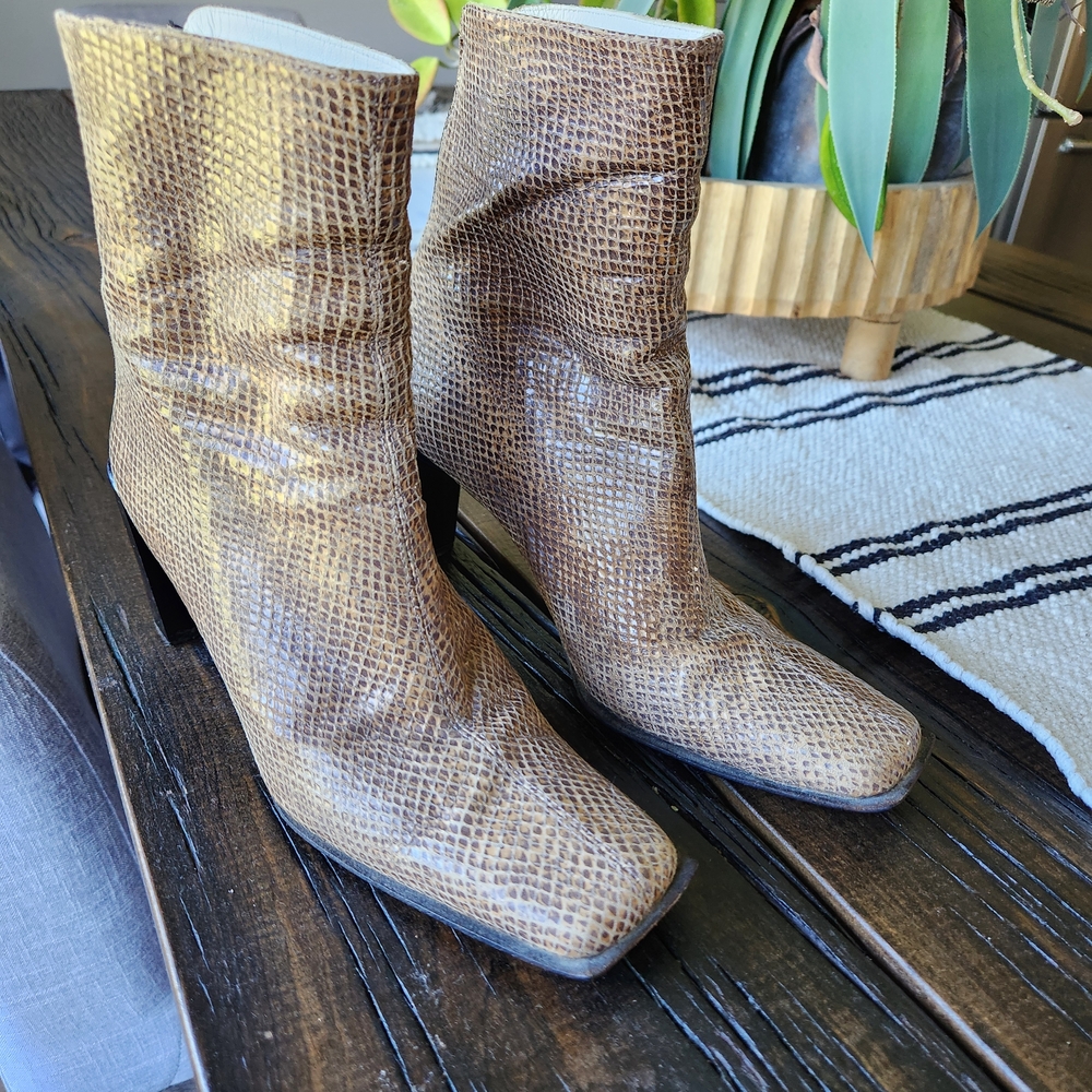 Stuart Weitzman Brown Textured Booties